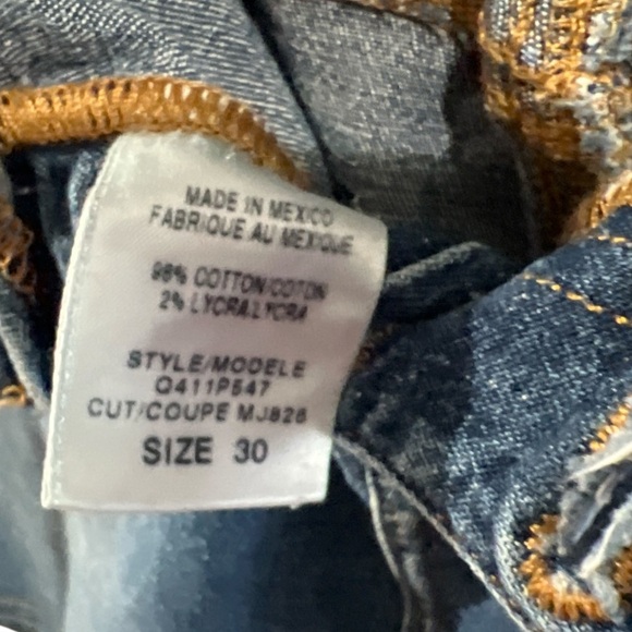 Guess Denim Skirt - Button-Up Front size 30 (8) - Picture 5 of 5